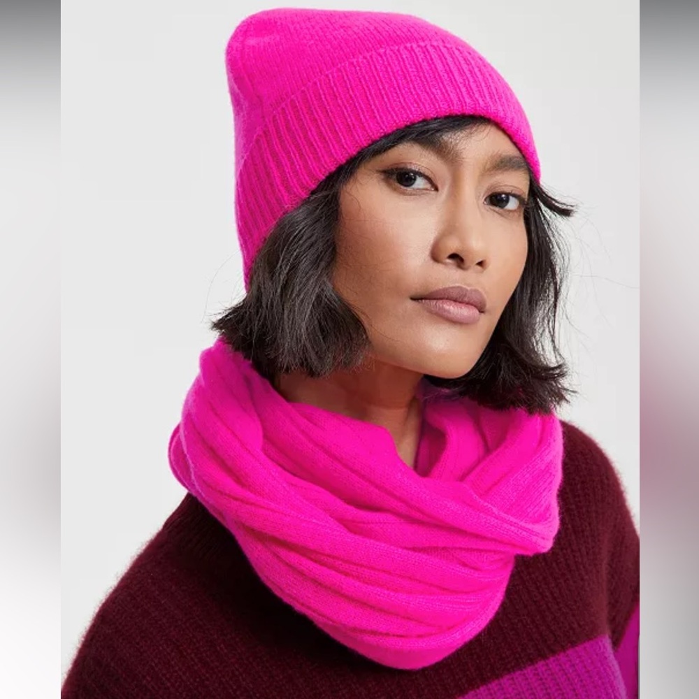 NWT Charter Club 100% Cashmere Pink Flame Beanie Hat Gift Stocking Stuffer - Picture 2 of 5
